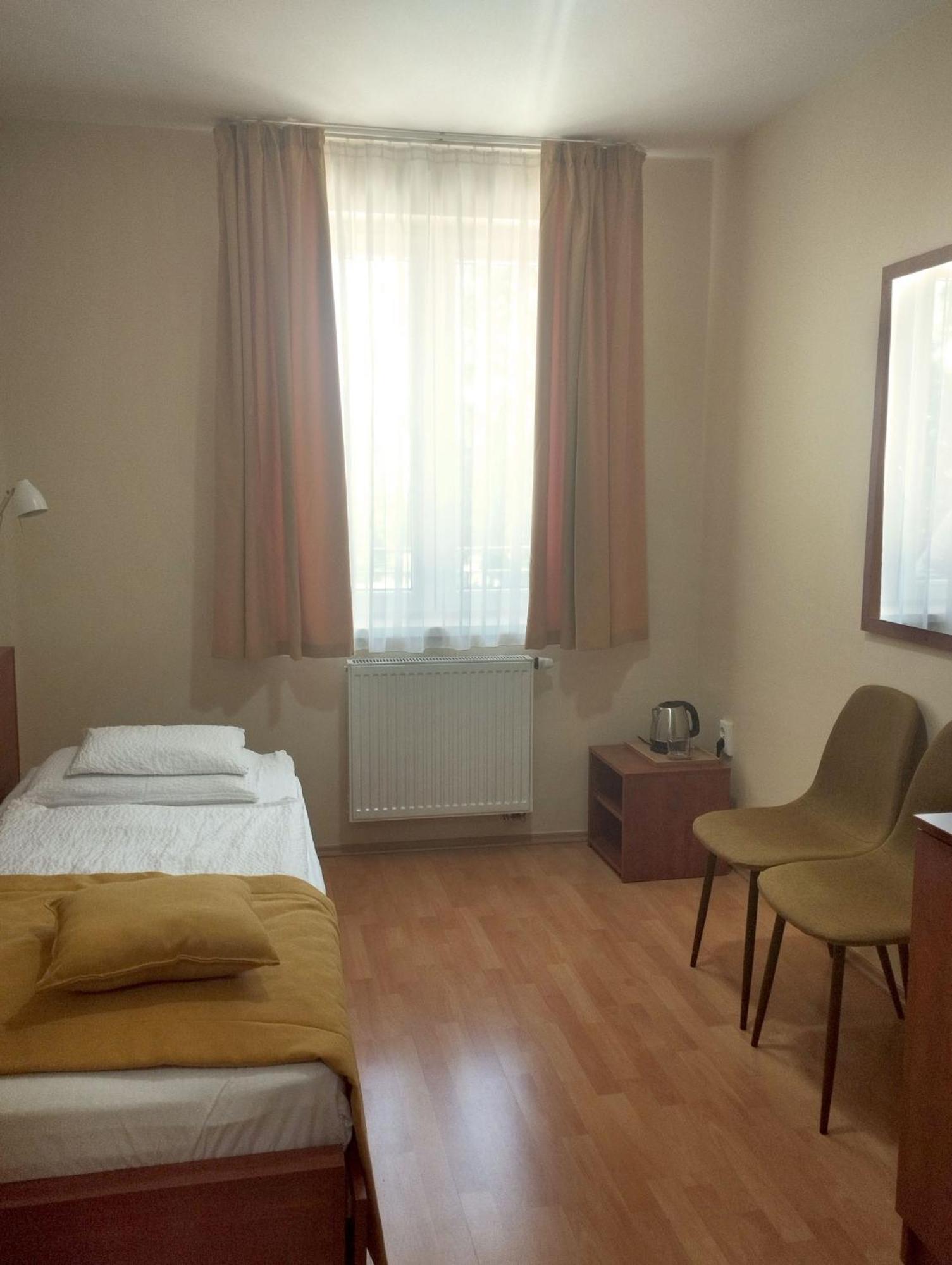 Bed and Breakfast Stan Es Panzio Balatonalmádi Exteriér fotografie